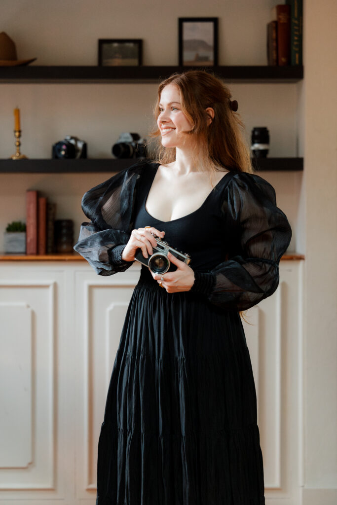 Gold Wing Photography, Vermont Wedding Photographer and New England Wedding Content Creator.
Lillian Seibert